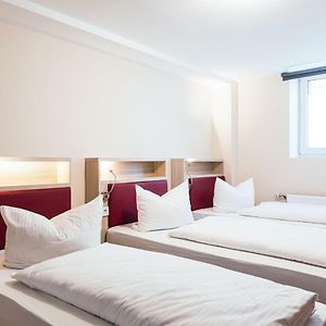 Economy Dreibettzimmer